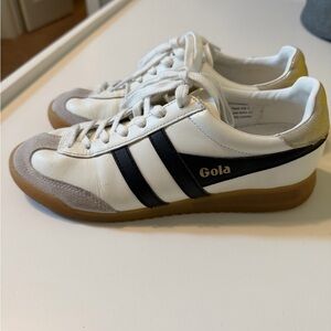 Gola White Leather Sneakers with Back Stripes and Gum Sole
